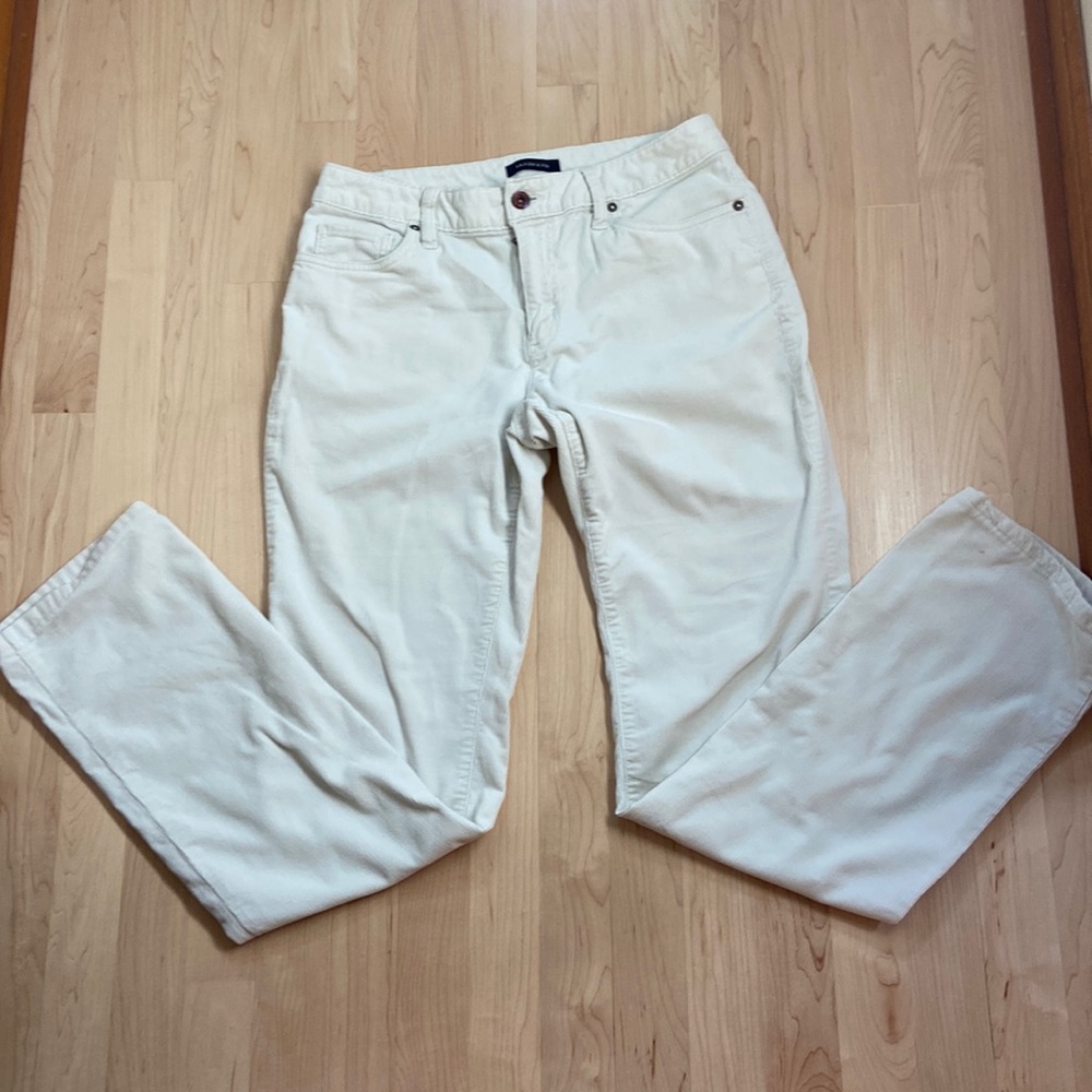 Lands End cream straight leg corduroys sz 6